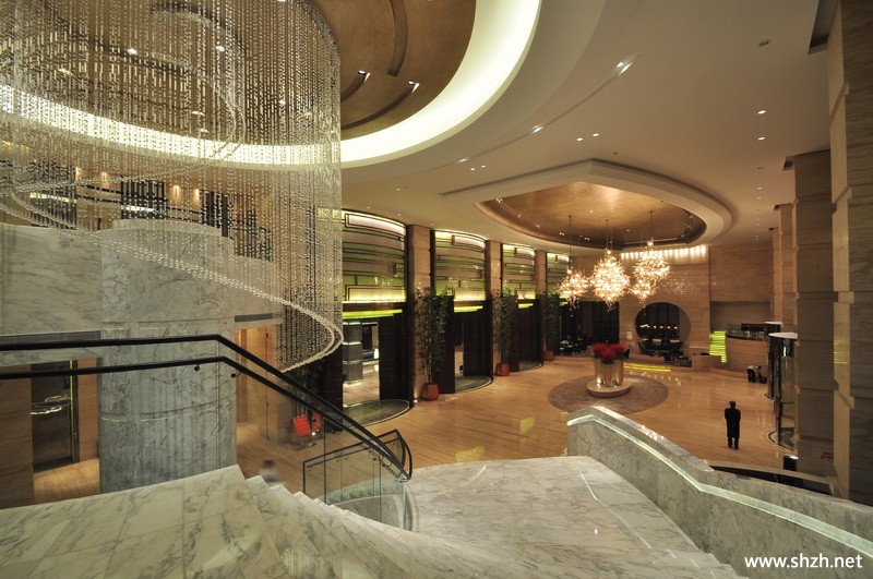 酒店大堂楼梯-上海装潢网