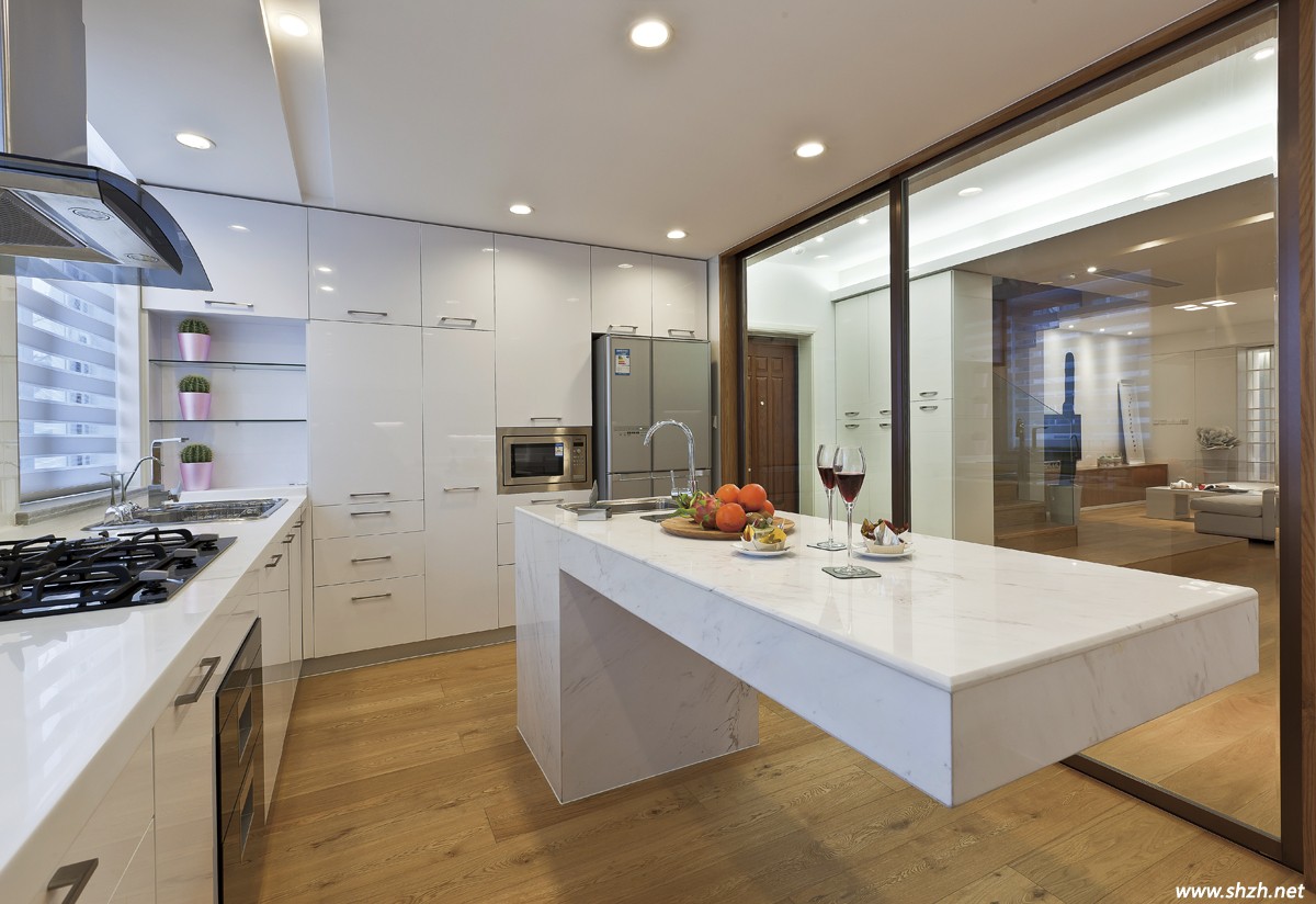 現(xiàn)代簡(jiǎn)約風(fēng)別墅