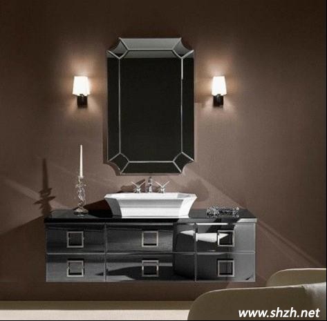 水晶茶镜的光彩艺术