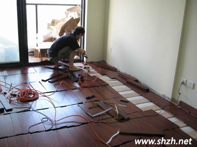 木地板務(wù)必做好驗收