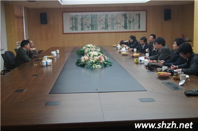 市領(lǐng)導(dǎo)與安吉**就竹材裝飾發(fā)展前景進入深入研究與探討