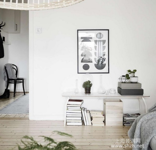现代简约风格装修案例：简约黑白灰 让你的家更出“彩”