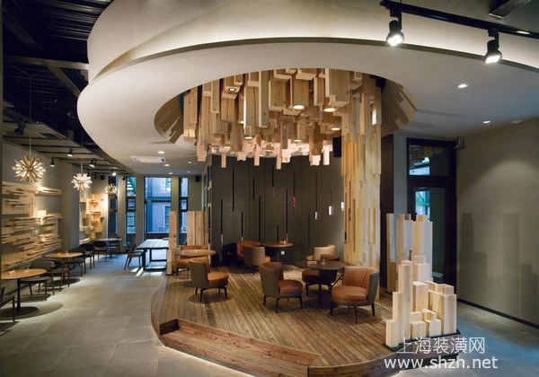 传统榫卯工艺与西式餐饮结合，咖啡馆装修设计诠释新美学