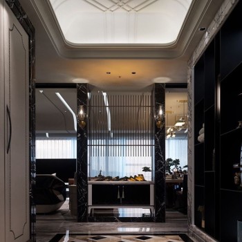 别墅装修使用户中式风格，以中国风为核心，让室内外风景呼应