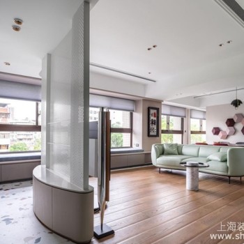 混搭风格室内设计：化解尴尬狭长格局，变身清爽梦幻亲子宅