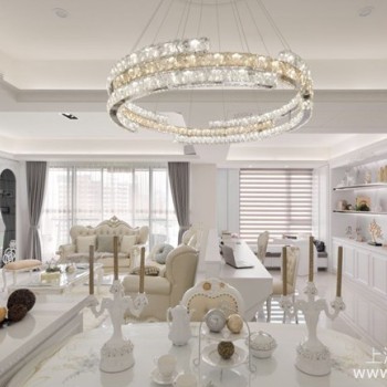 新古典风豪宅装修设计案例：梦幻主卧，优雅纯白奢华体验