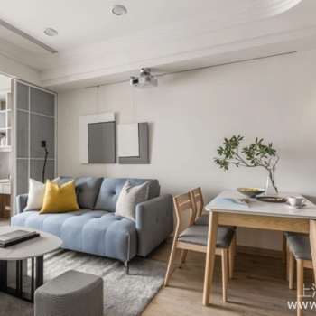 只更改门片位置50平米变三房两厅，采光佳空间更宽敞