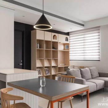 实木家具选购指南：常见实木材质的特性与搭配方法