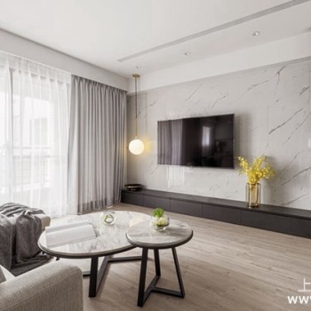 如何打造现代简约风格家居空间？色彩搭配和床品选择技巧大揭秘