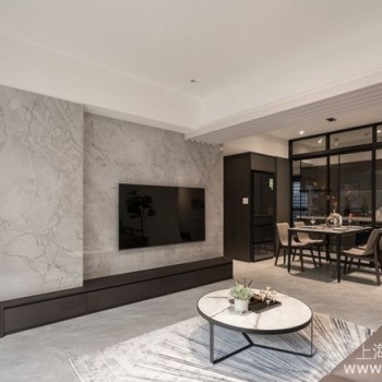 踢脚板颜色怎么选？采纳这些策略让居家空间明亮易维护