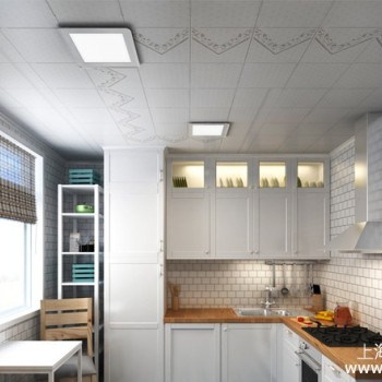 厨卫吊顶选材大揭秘：铝扣板与防水石膏板的对比与选择