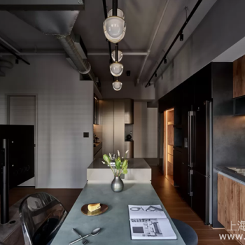 工业风厨房的质感密码：材质搭配如何撑起层次感【干货】