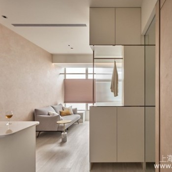 玄关装修实用全攻略：从布局到收纳，打造舒适入户第一印象