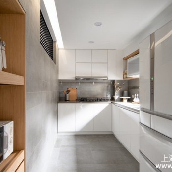 L型厨房怎么设计最好用？掌握这几点，面积再小也能拥有专业级动线