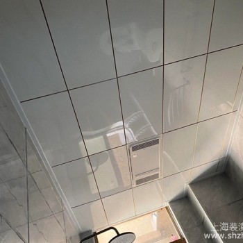 厨卫吊顶避坑指南：别只看颜值，这块“铝板”里的猫腻你必须知道