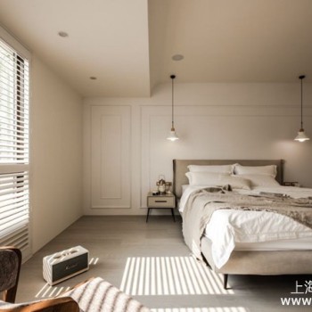 卧室壁灯怎么选才不后悔？从功能、位置到细节，一次讲透