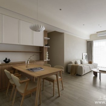 层板收纳怎么做才不后悔？从设计到安装一次搞懂的新手装修攻略