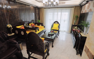 150平三居室中式