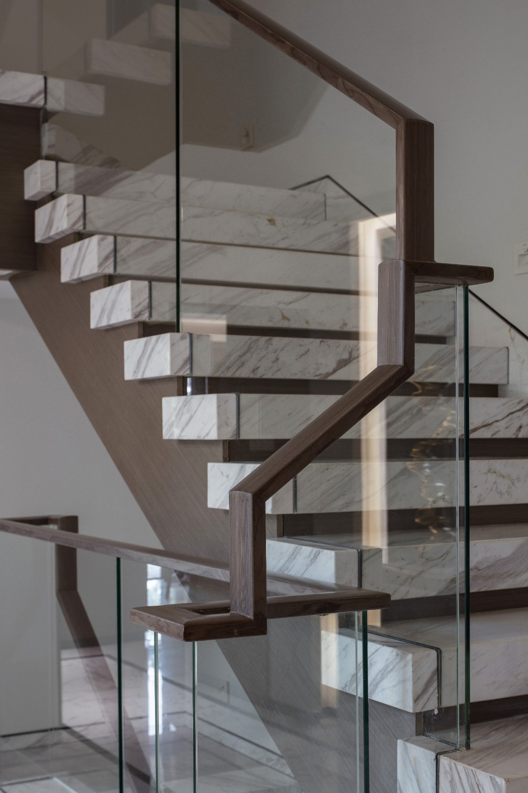 上坤樾山半岛300平新中式风格