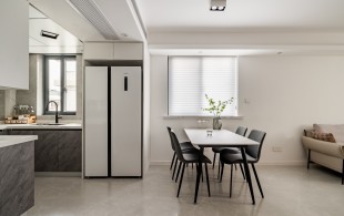 惬意小居 | 71㎡精致公寓,护墙板+隐形门装出豪宅气势