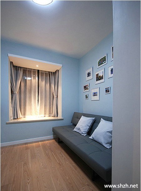 简约书房飘窗实景图