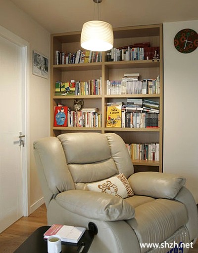 书房沙发实景图