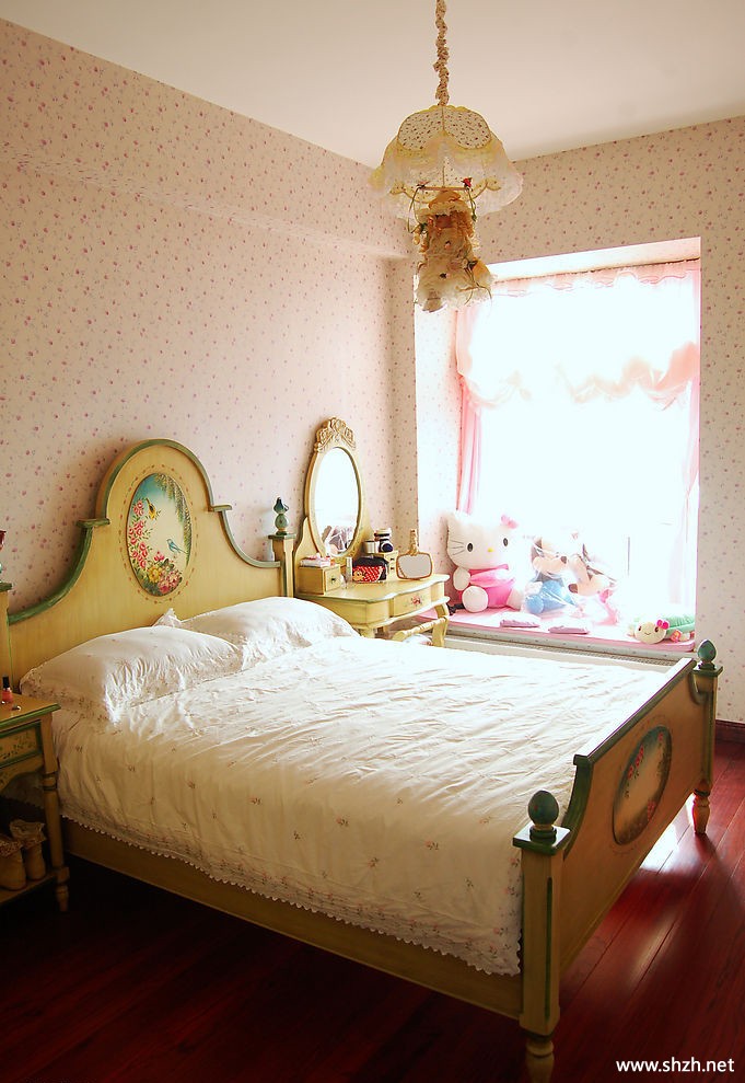 田园暖色儿童房