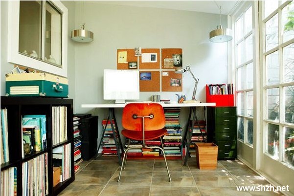 书房书架实景图