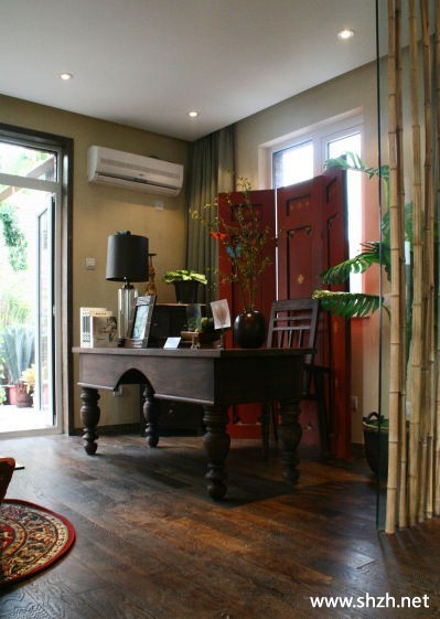 东南亚书房实景图