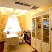 欧式暖色书房书架写字台