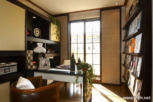 泰式书房写字台