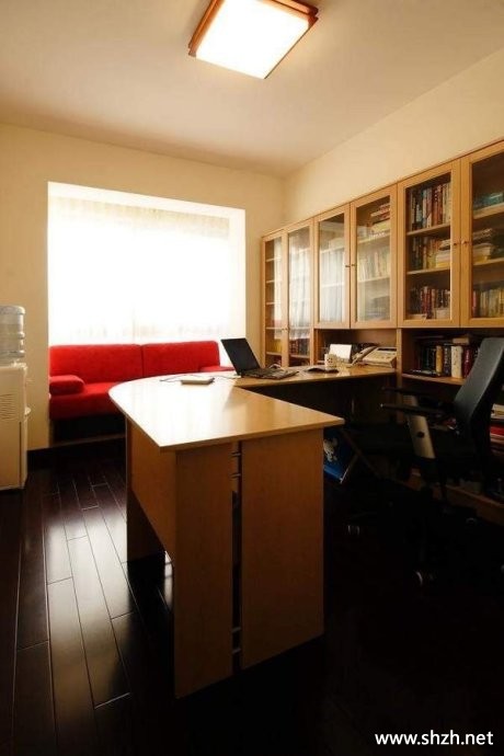 书房写字台书架