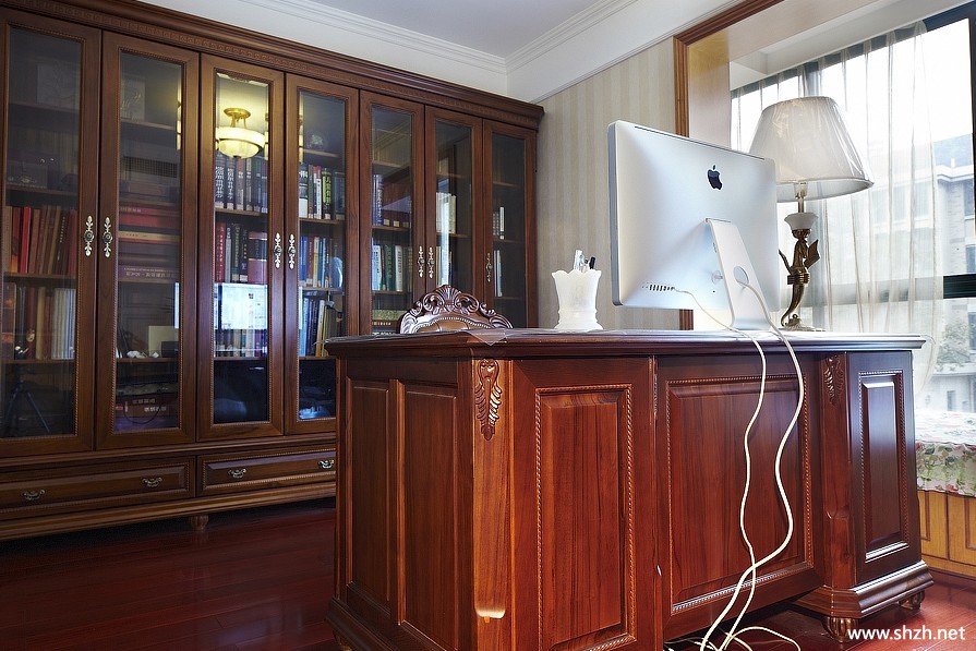 豪华古典书房