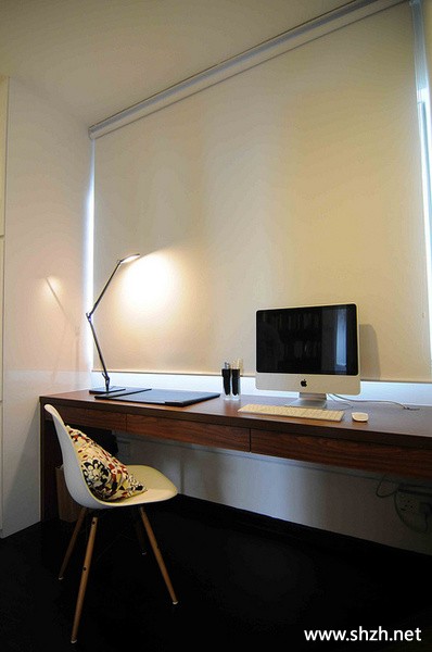 书房写字台灯具