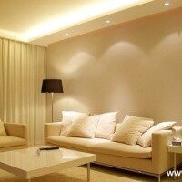 暖色简约客厅沙发灯具