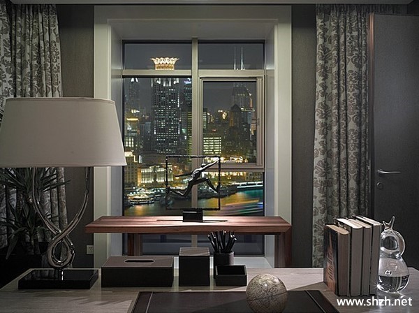 大户型现代书房写字台