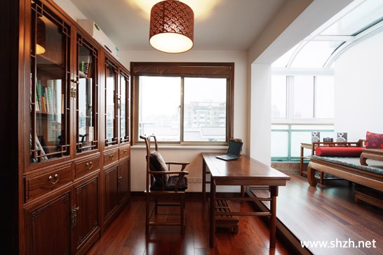 现代中式书房写字台