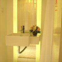 现代暖色卫生间台盆