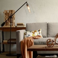 客厅沙发灯具茶几实景图