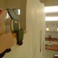 暖色厨房小户型实景图
