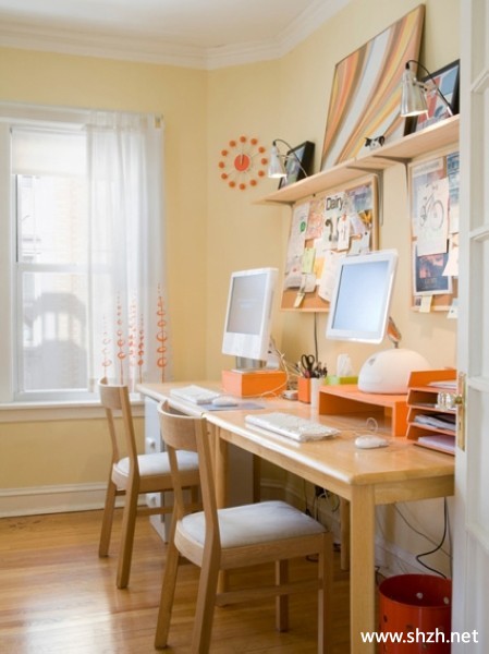 现代书房背景墙写字台实景图
