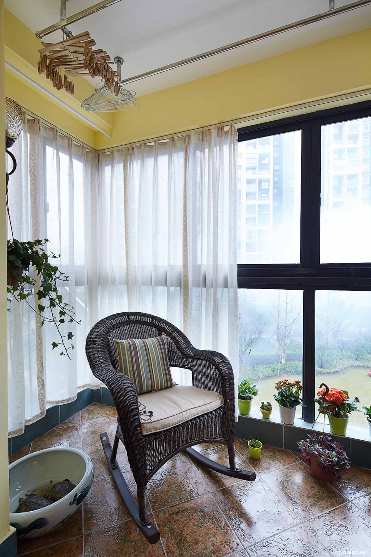 美式中户型阳台/飘窗沙发