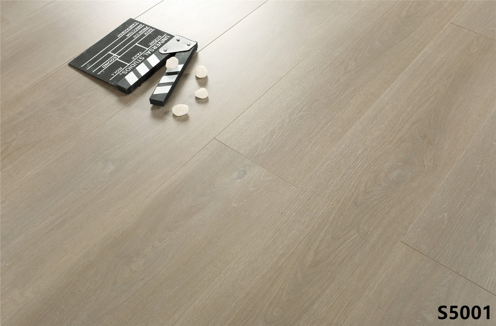 实木三层地板s5001超耐磨专卖店同款15mm意式轻奢